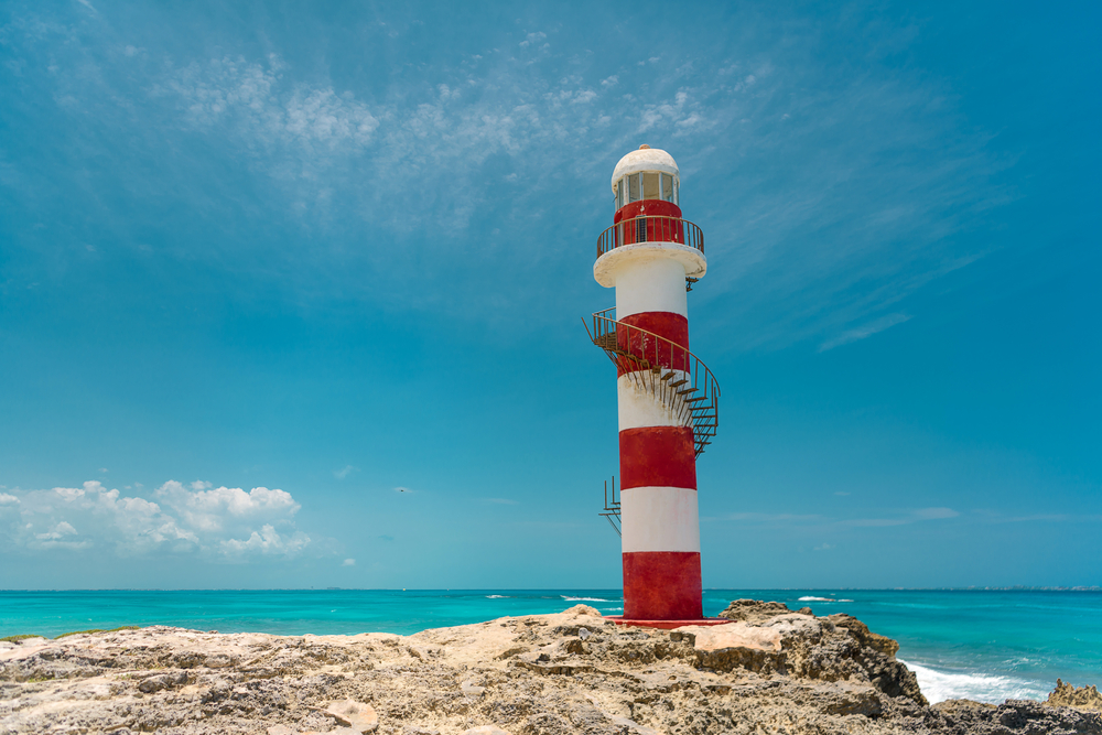 cancun-lighthouse-photo-spots-near-cancun