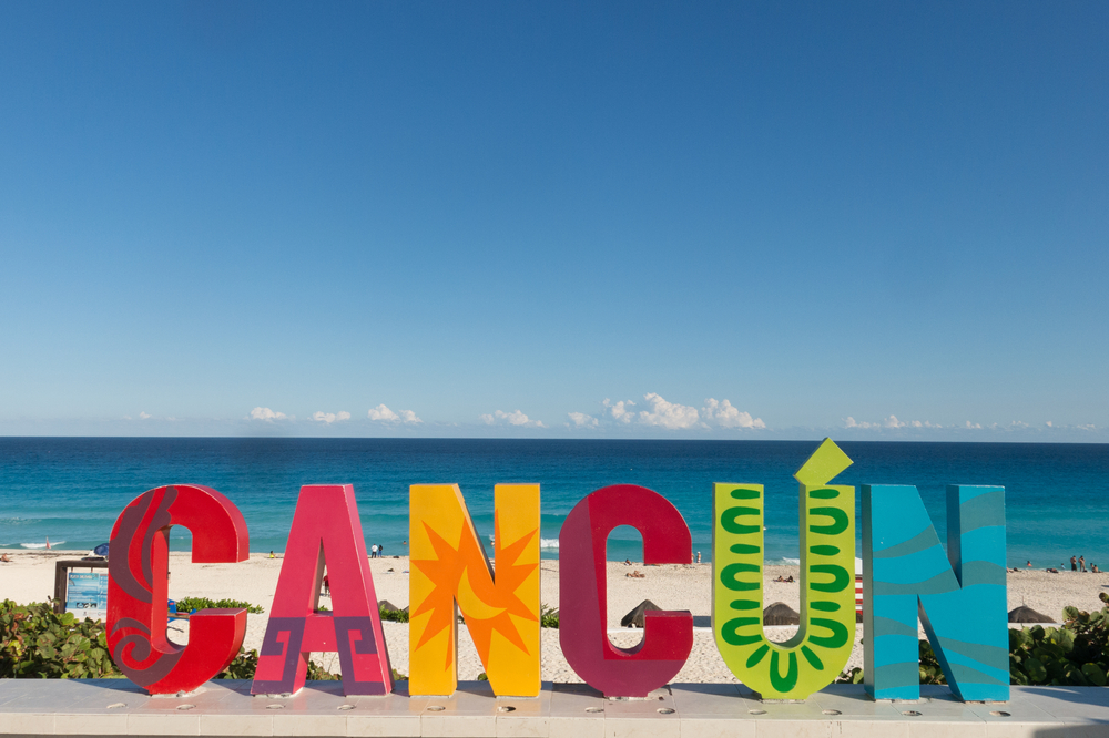 top three best beaches in cancun chac delfines beach